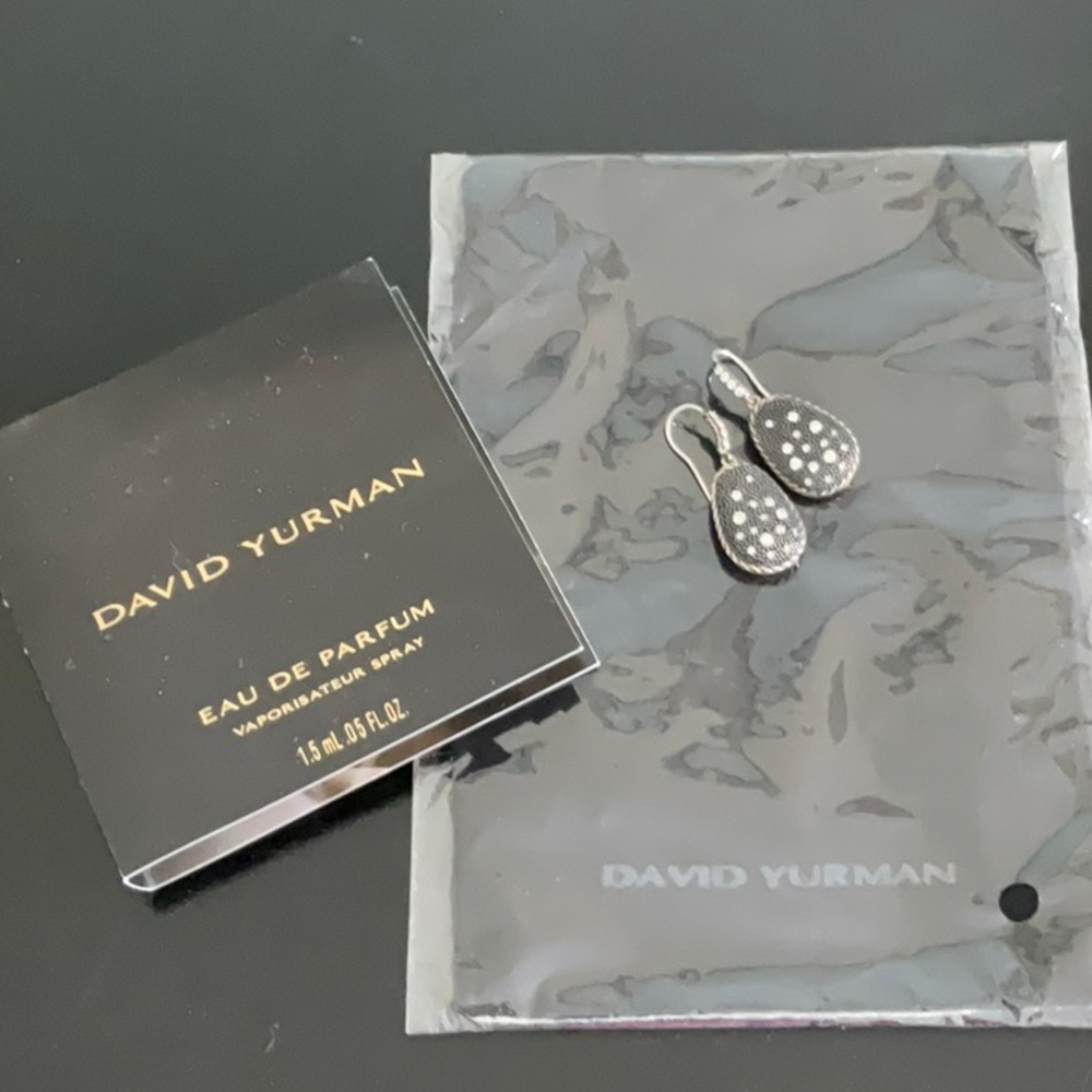 David Yurman midnight melange diamond drop earring. EUC 100% Authentic.
